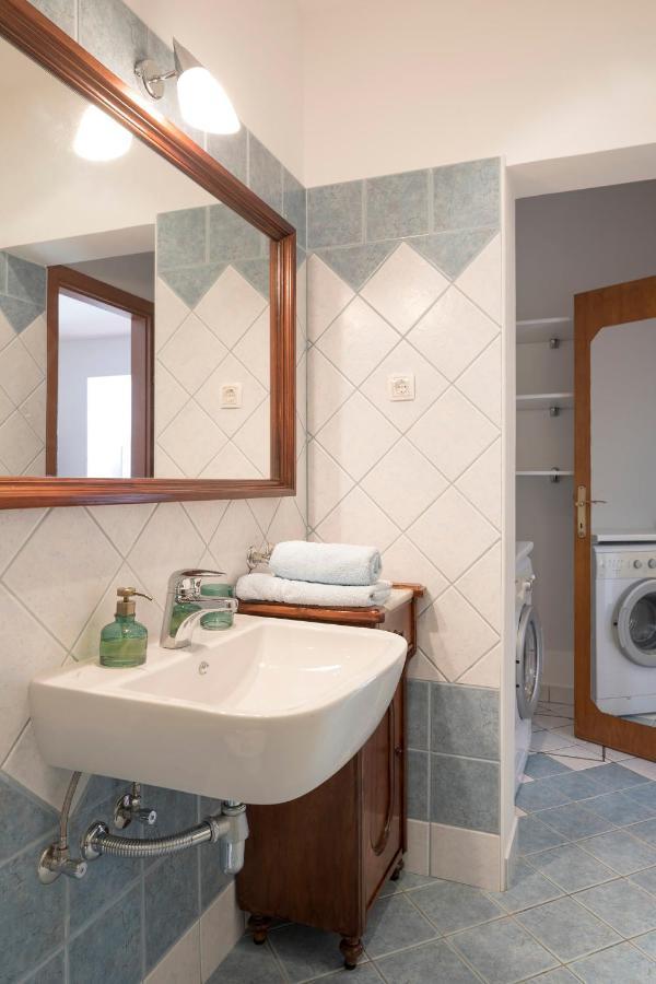 Seaside Parenzana Comfort With Free Parking イゾラ エクステリア 写真